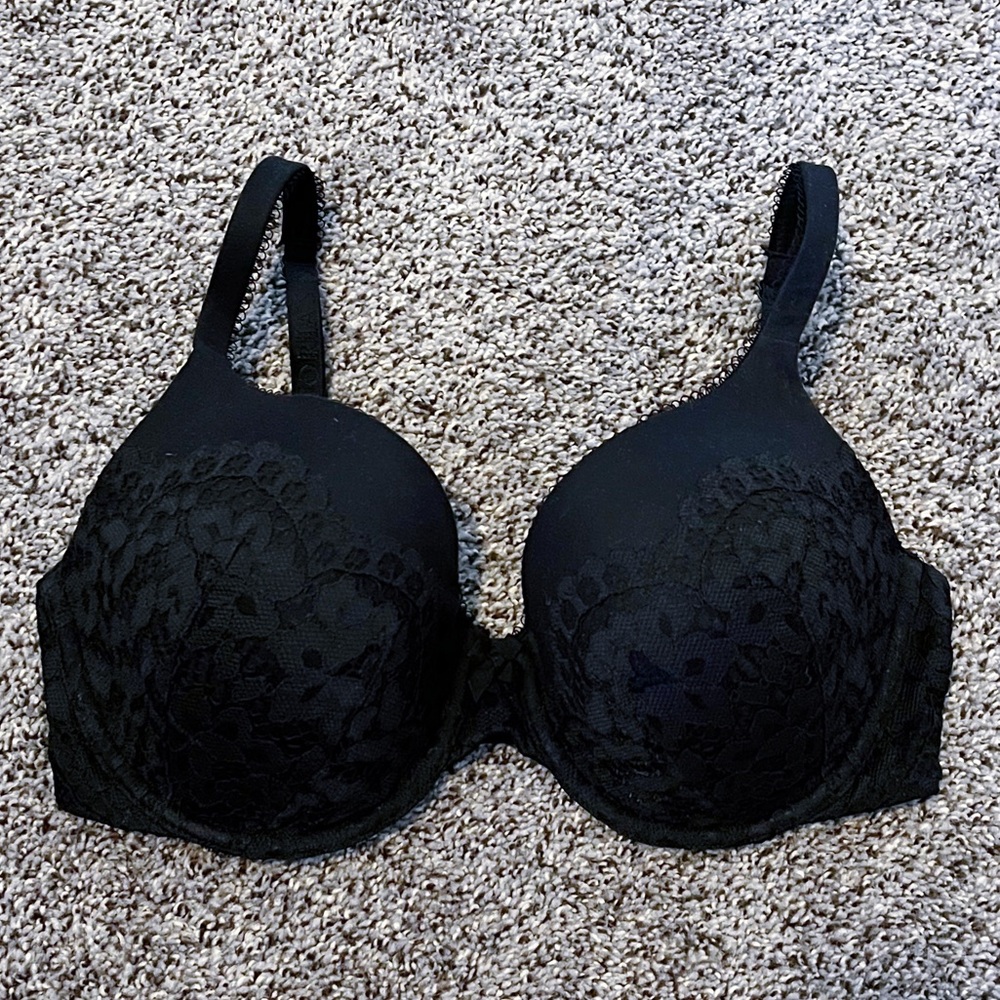 Victoria’s Secret Body by Victoria Lined Perfect Coverage Bra